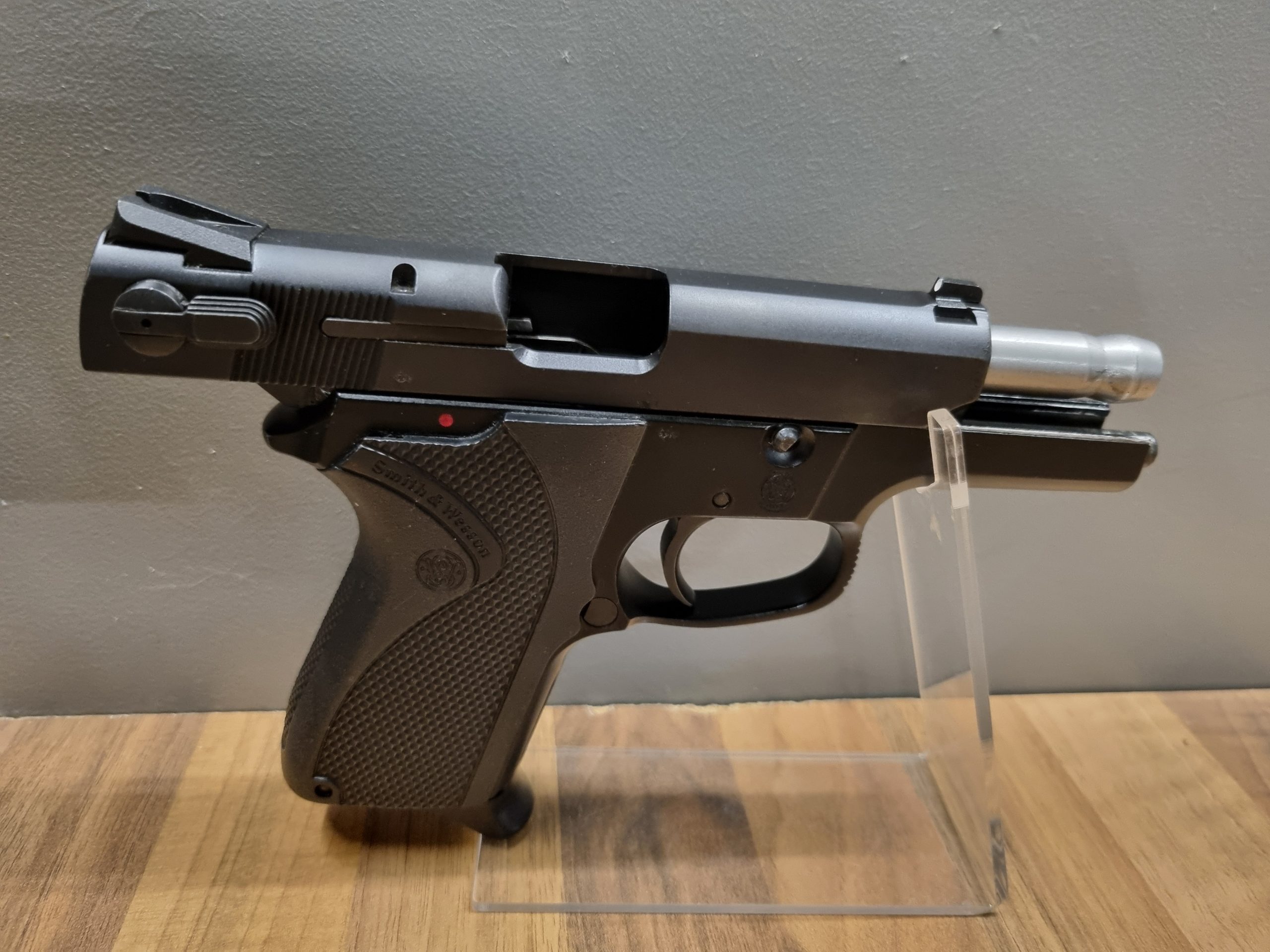 Smith & Wesson 6904 9MM serial number TZB8196 - Image 3